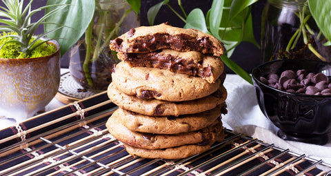 Hazelnut Cacao Stuffed Chocolate Chip Cookies, Vegan